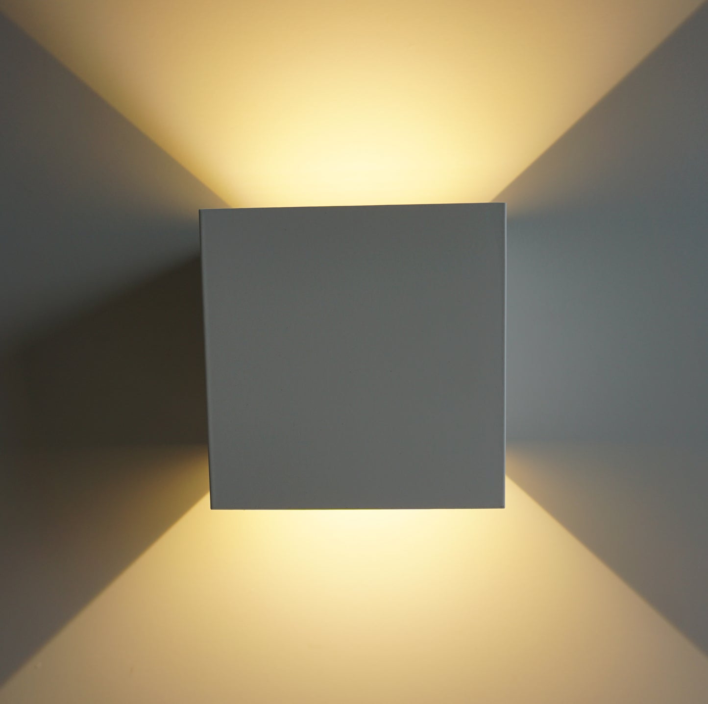 Cube LED-Wandleuchte Weiß